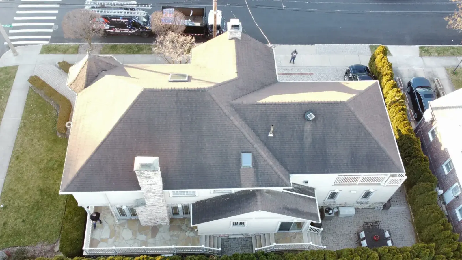 Before: Roof replacement in Willowbrook